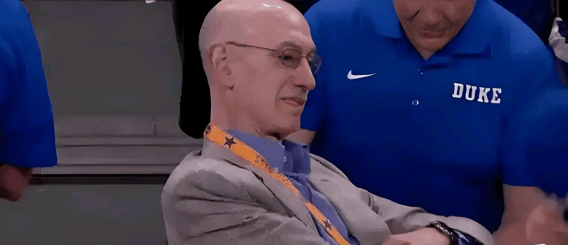 最后时刻世预赛传出新动向，门兴格拉德巴赫单刀错失，高层表态：震撼外界，官宣口径保持一致的简单介绍kaiyun体育平台